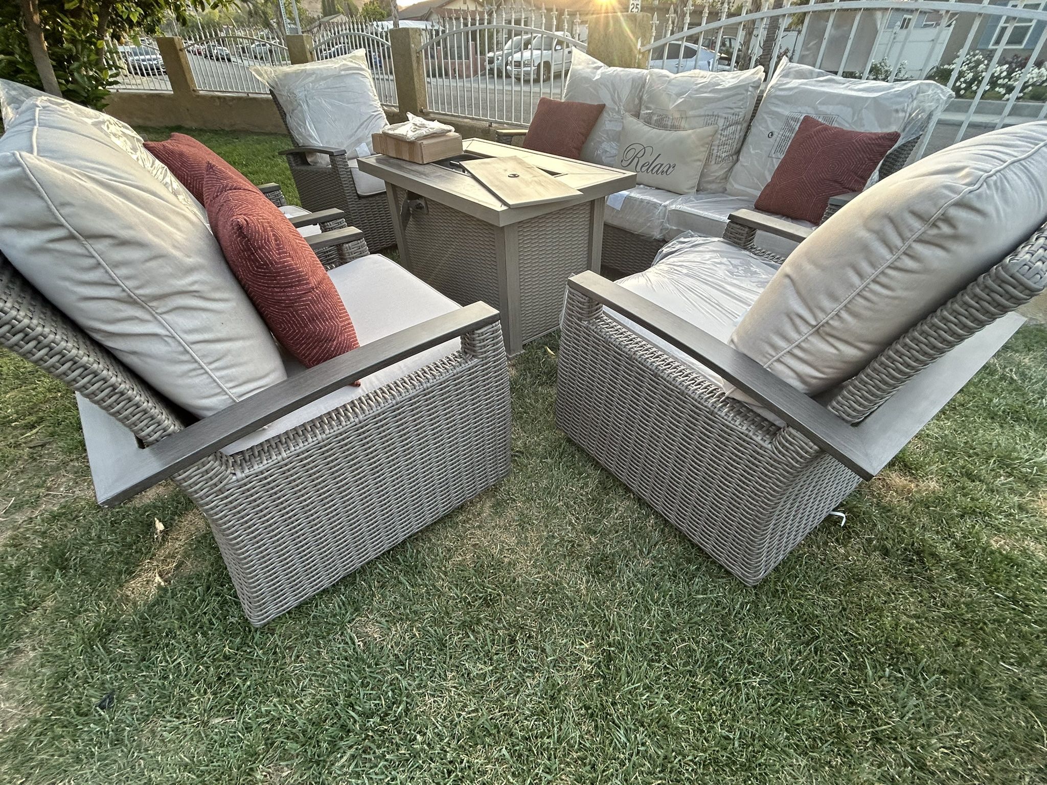 Patio Set Outdoor Furniture Sunbrella Fabric Brand New