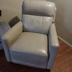 Recliner 