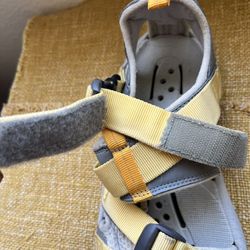 TEVA Karnali Wraptor Adjustable Hiking Water Trail Sandals  display picture 1