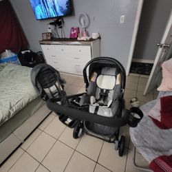 Stroller in car seat New 