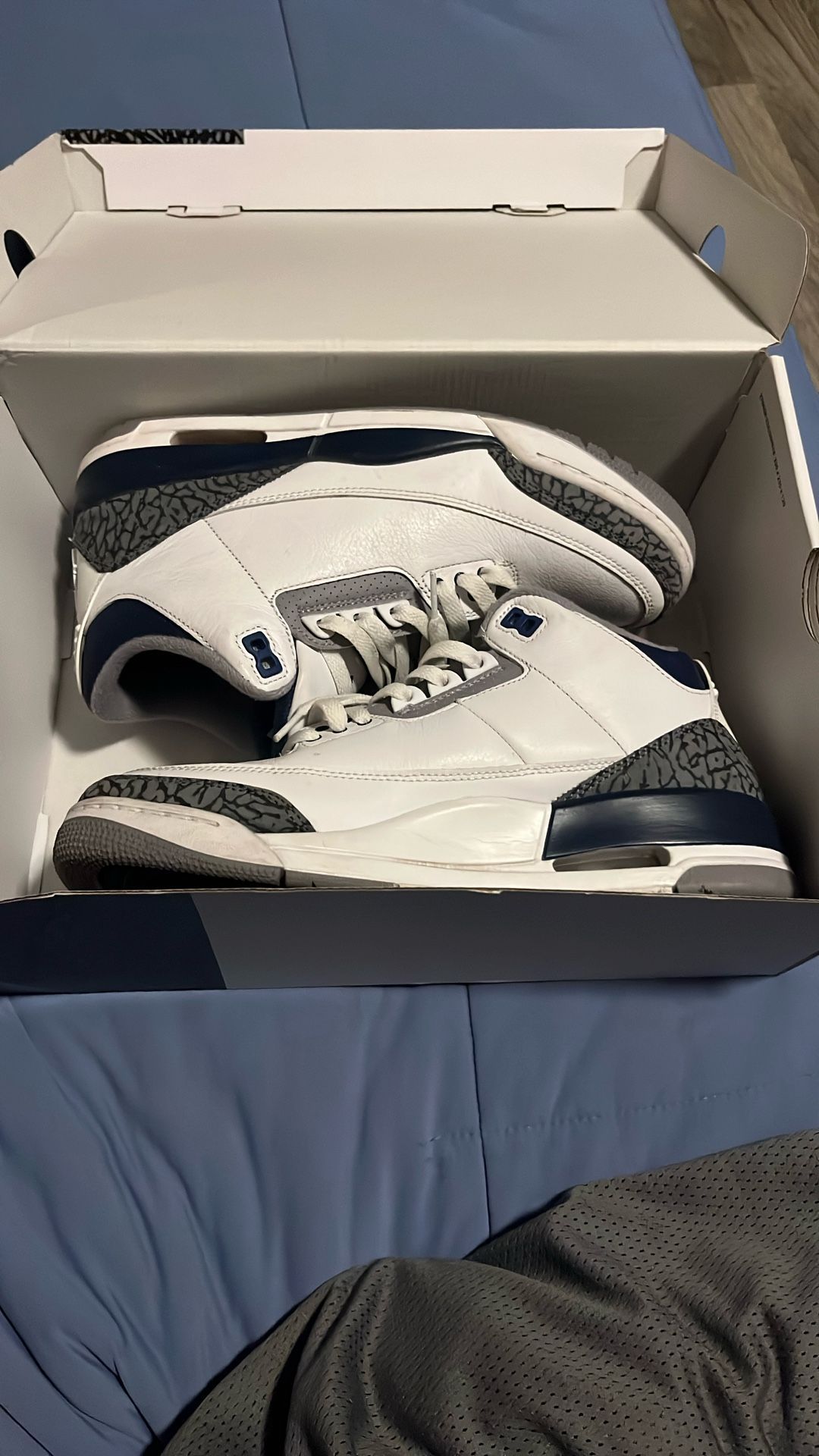 Jordan 3s Retro Midnight Navy