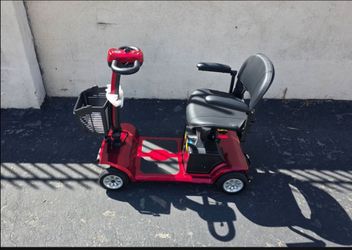 4-Wheel Mobility Scooter –Electric Wheelchair