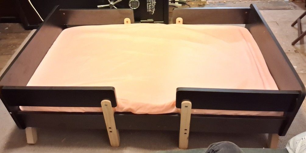 Standard Toddler Bed