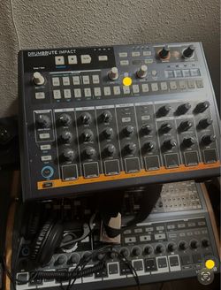 Arturia DrumBrute Impact Analog Drum Synthesizerg