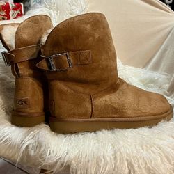 UGG Women’s Remora Buckle Boots Size 10