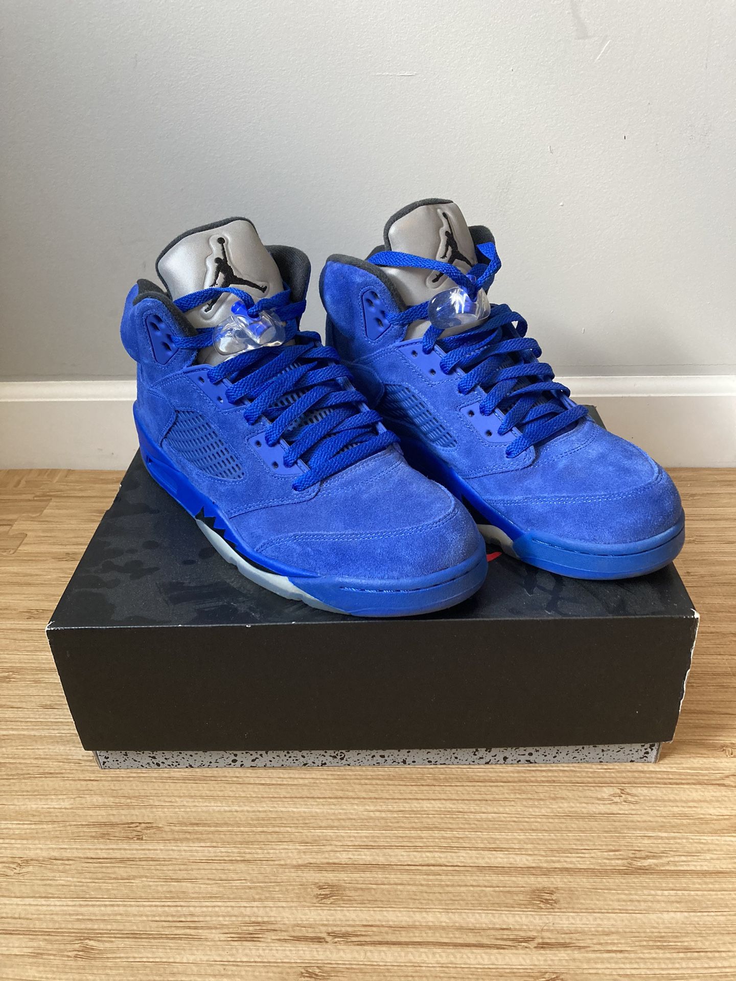 Jordan 5 Retro Blue Suade 