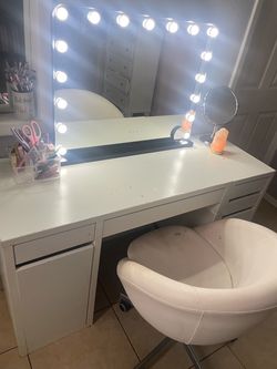 Vanity & chair