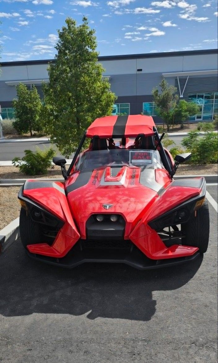 Special 2016 Slingshot SL 