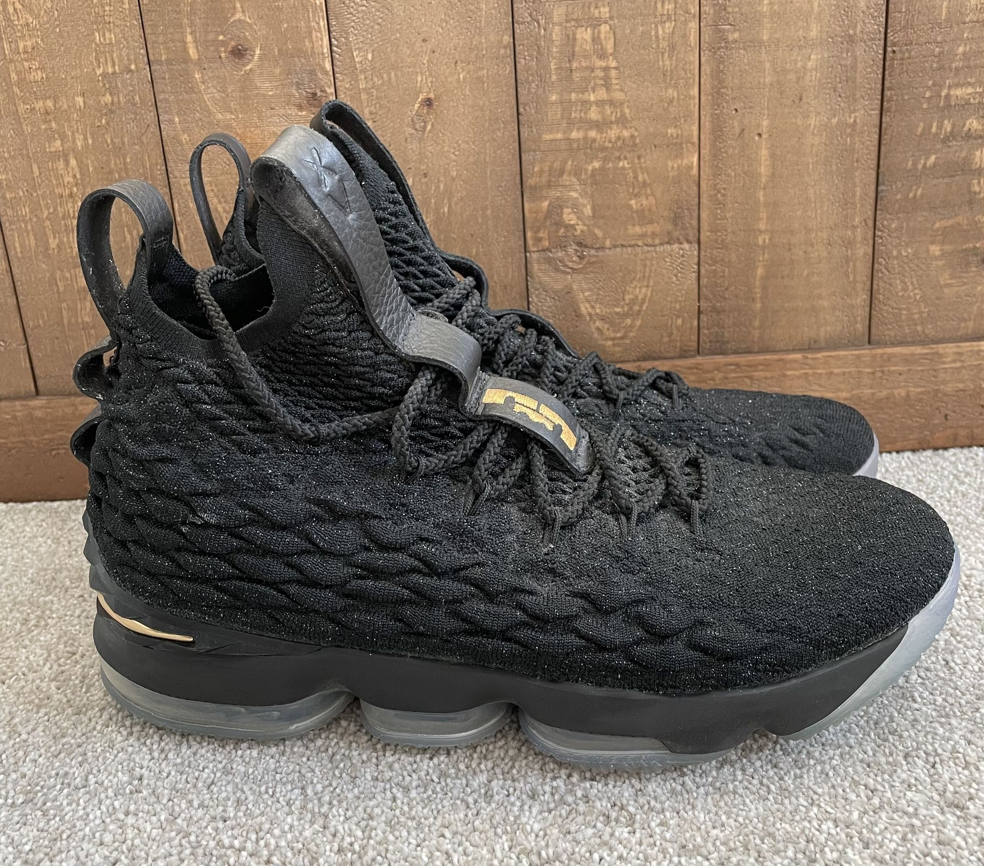 Nike Lebron 15 Metallic Gold Mens Size 9