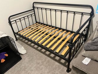Twin Daybed