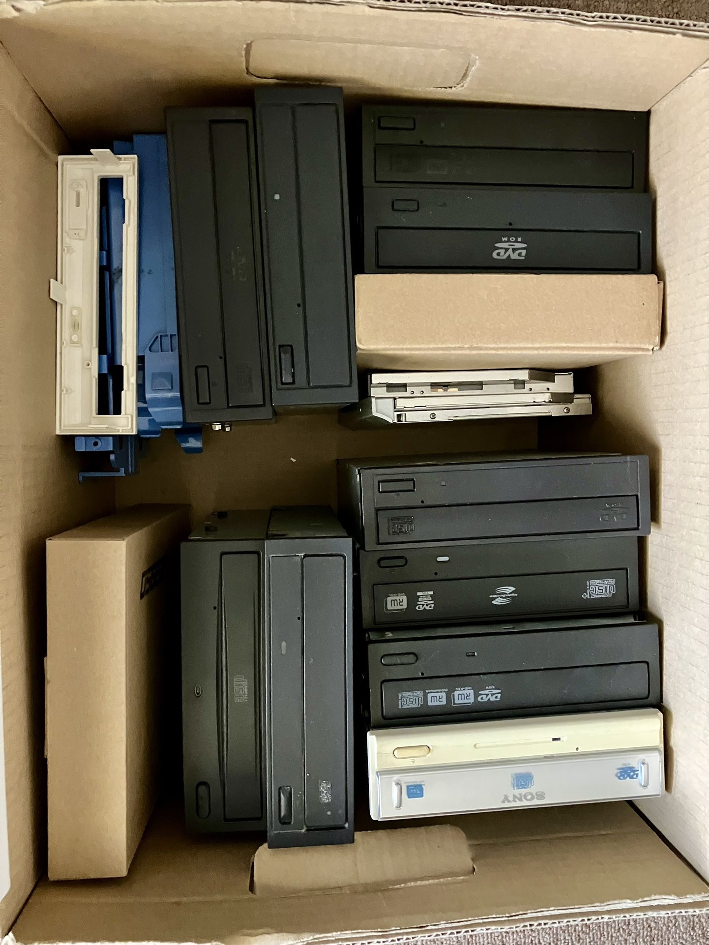 Desktop And Laptop Optical Drives