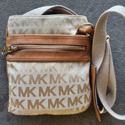 Michael Kors Signature Monogramed Light Tan Canvas & Brown Trim Crossbody Purse