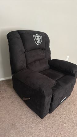 RECLINER (OR BEST OFFER)