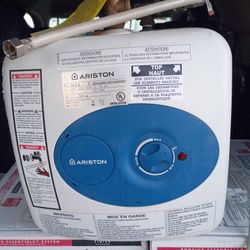 Small Hot Water Heaters 4  Lightly Used $80  Each