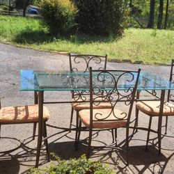 Beautiful Hammered Bronze Dinning Set 