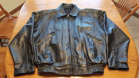 Men's Black Leather Jacket / Vented Riding