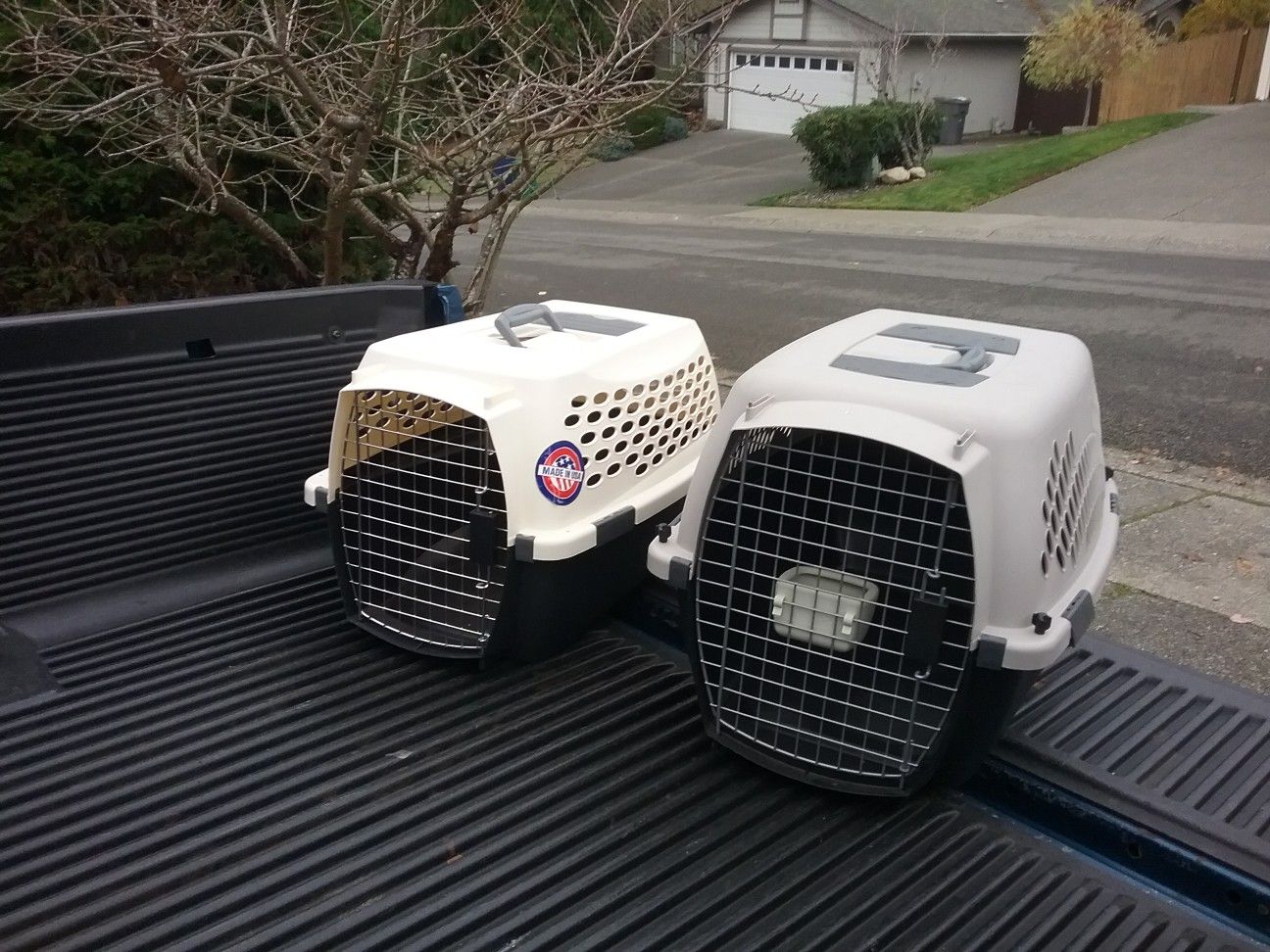 Small Dog Cat Kennel Crate Carrier Like New 24" L by 14" W by 14" H $25 Each