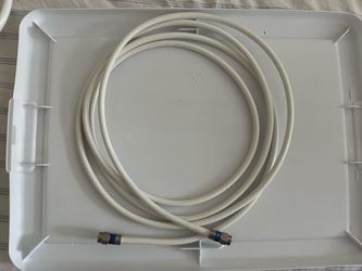 RG6 Coaxial Cable with F-Type Connectors - White (Aprox 10ft)
