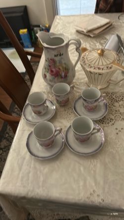 What Between 25 to 160 make offers or you can come and look at them each of them are price different beautiful pieces milk glasses worth over $1400. M