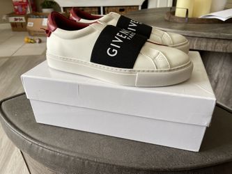 Givenchy in leather white size 5 US (38 European)