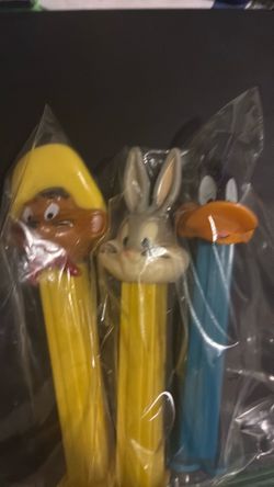 PEZ looney toons