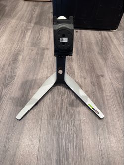 Alienware Monitor Stand (AW3432DW)