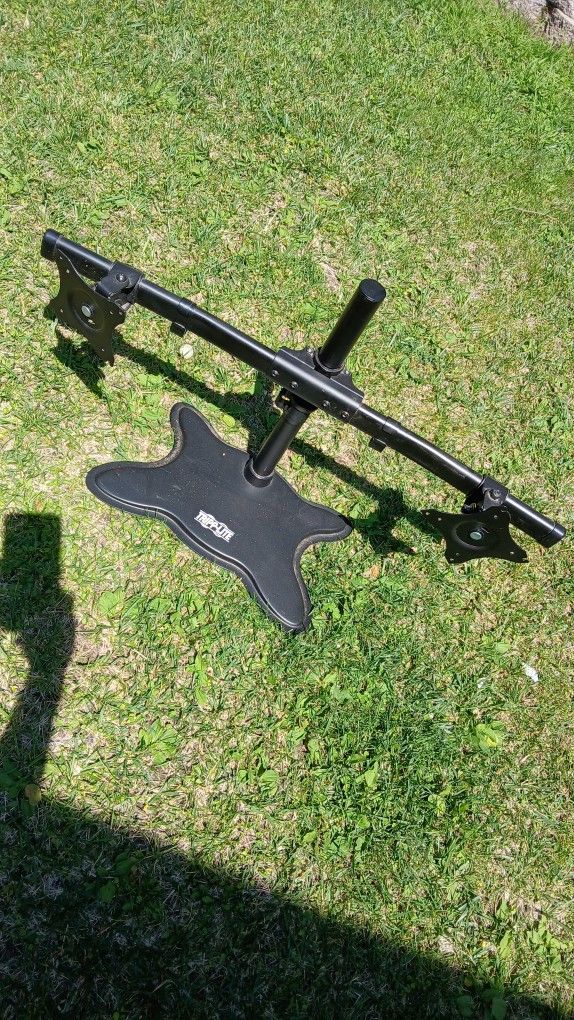 Dual Monitor Desktop Mount