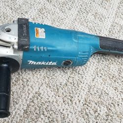 Makita Grinder 