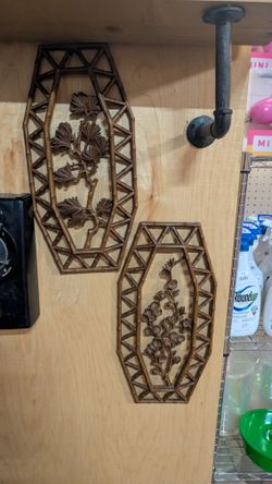 Vintage Bamboo Frame Wall Art Pair With Carved Botanical Relief – Asian / Chinoiserie Style