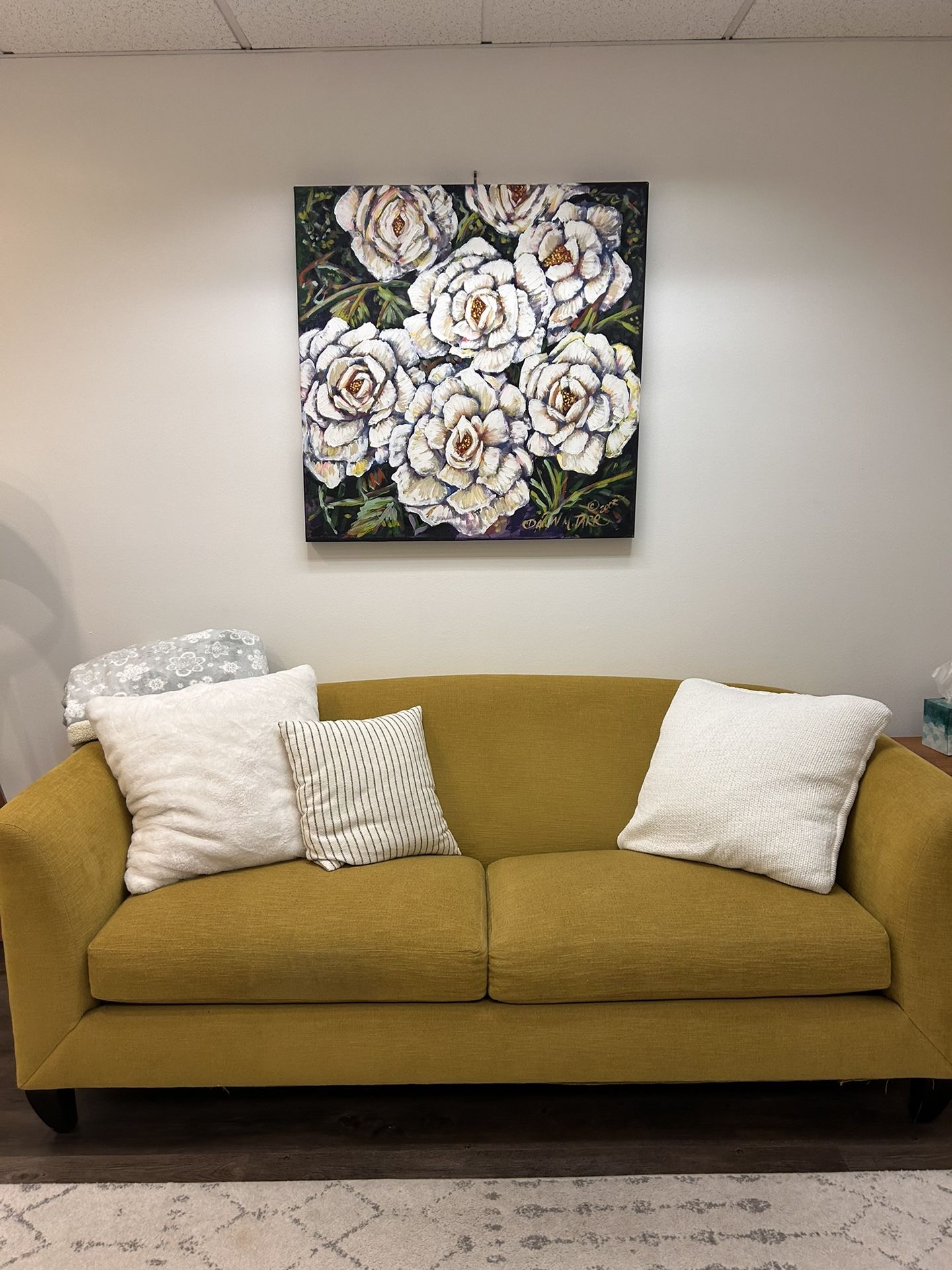 Free Furniture and Home Decor (over 50 Items)