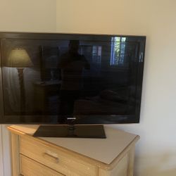 Samsung 48 Television 