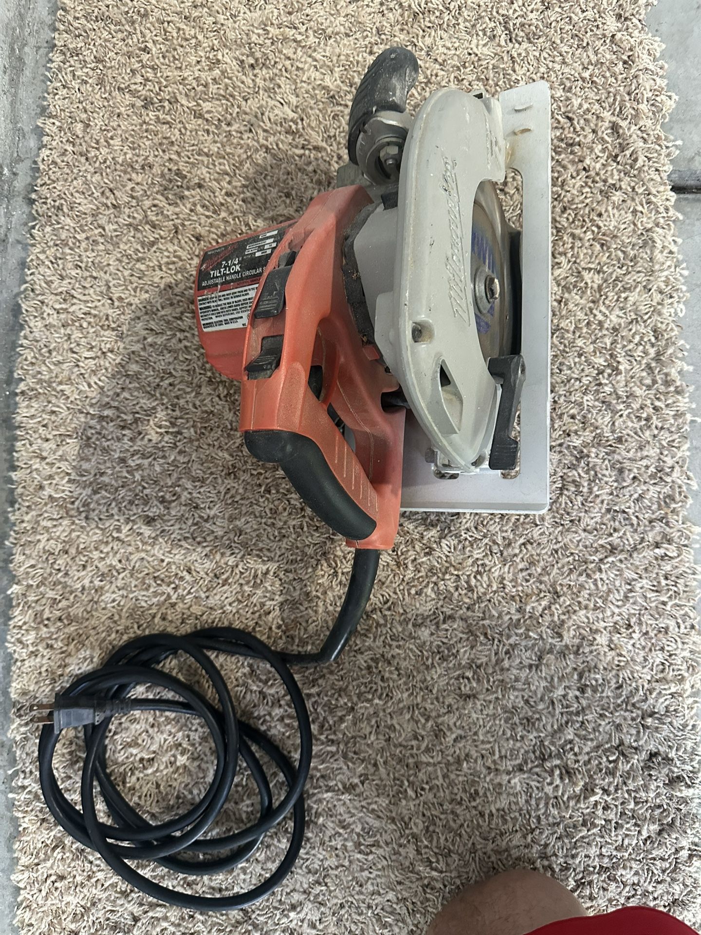 Milwaukee Skill Saw Works Great