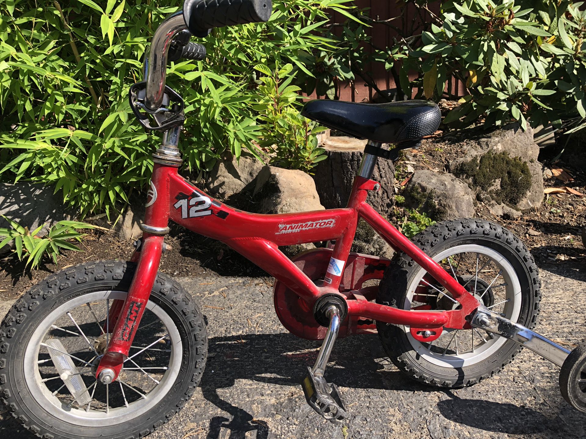 Kids/toddlers 12” bike