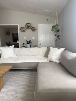 Sectional couch
