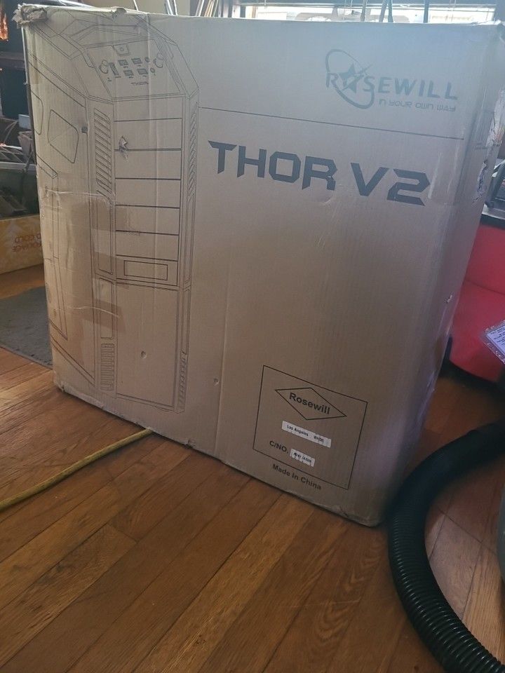 Rosewill Thor V2 Gaming ATX Full Tower Computer Case - White