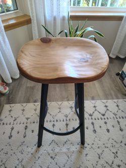 Like New Christopher Knight Home Silas Pinewood Swivel Bar Stool