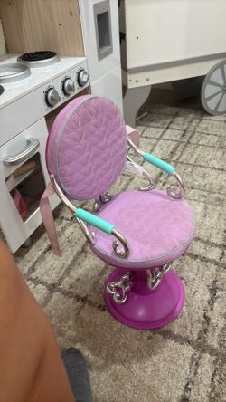 Hairstylist chair