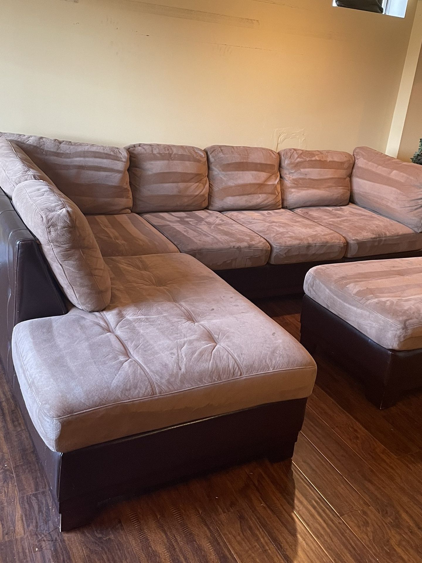 Sectional Couch And Ottoman