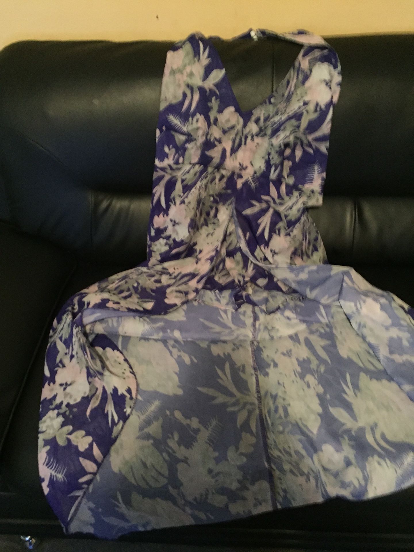 All new items never worn large size but fits like a medium. These items were bought online and I didn’t like the material