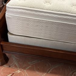 King Mattress And Box Springs High-end