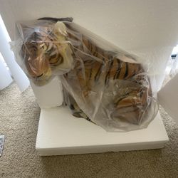 Large Ceramic Tiger Floor Statue  Figurine Brand New