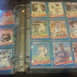 Complete 1991 Donruss baseball card set in album!