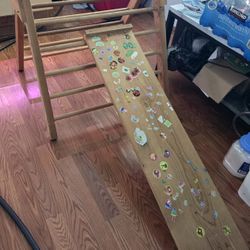 Large pikler triangle