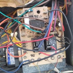 Air Conditioning / Heating