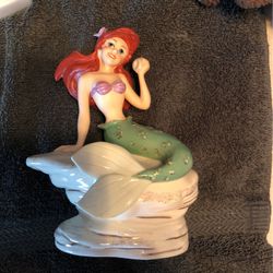 Figurine