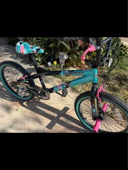 20’ freestyle, BMX bike like new