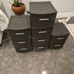 Drawers/storage