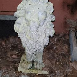 Contrete Lion Statue