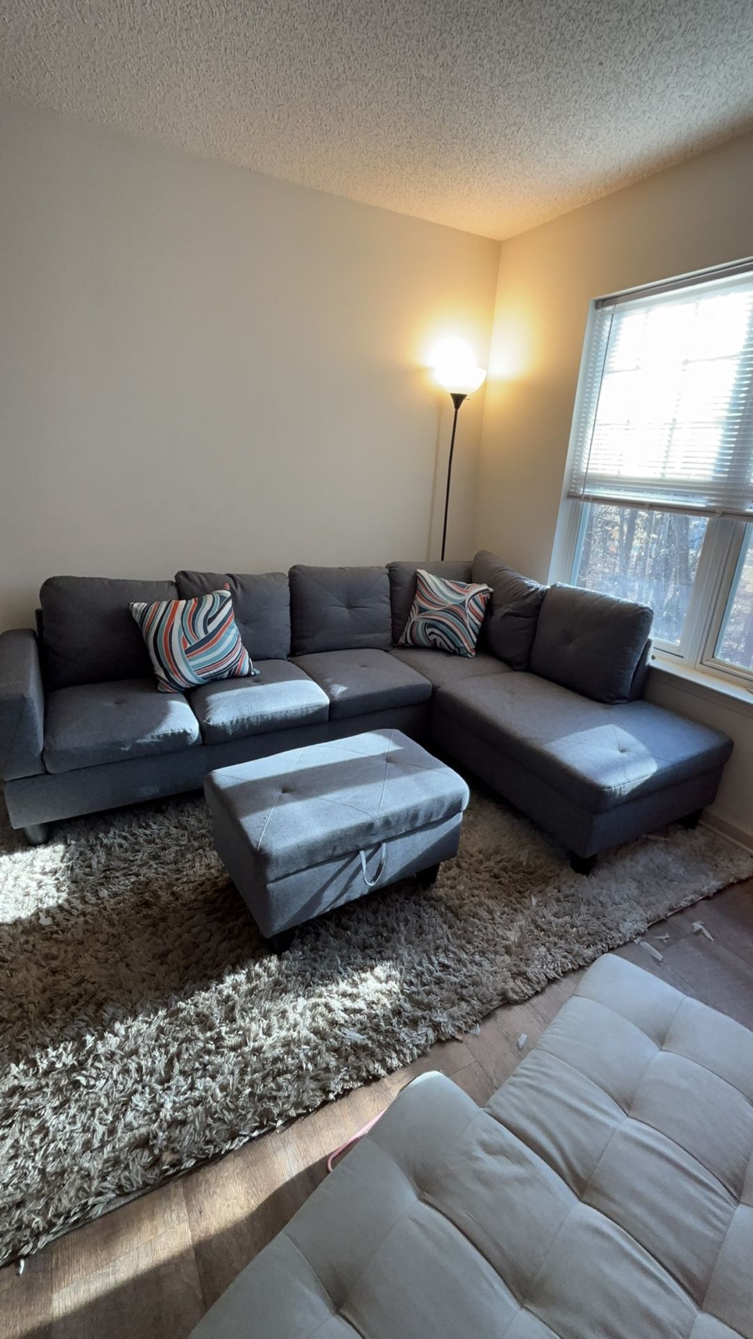 Evelyngrace 97β Wide Sofa & chaise with Ottoman (Right Facing)