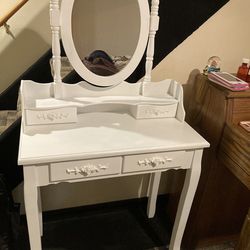 Children’s vanity